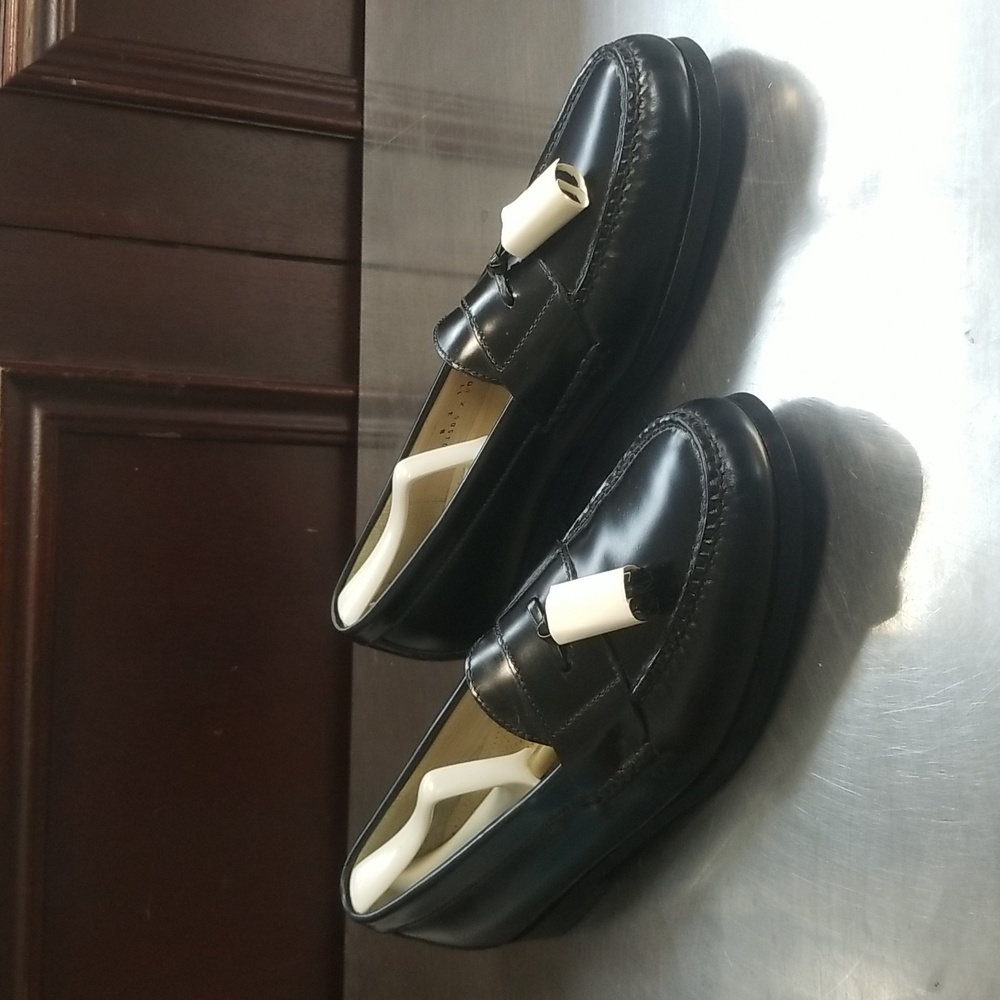 BRAND NEW MENS Black Cole Haan Loafers